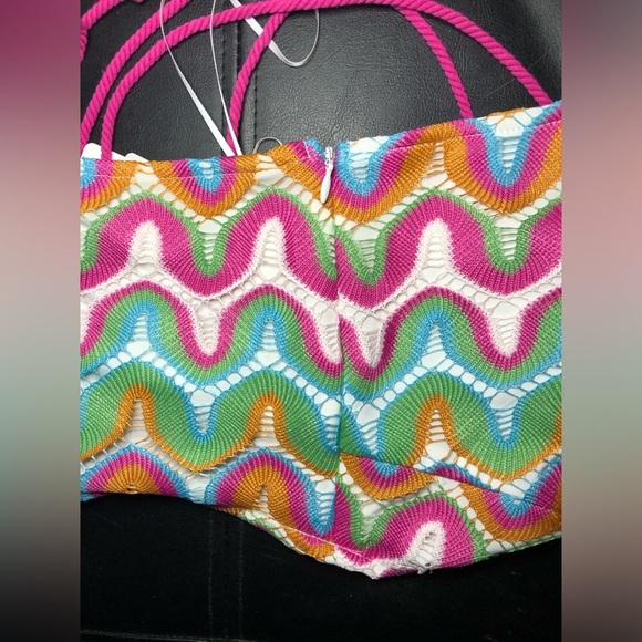 Gianni Bini Multicolor Patterned Top NWT Small - Picture 8 of 11